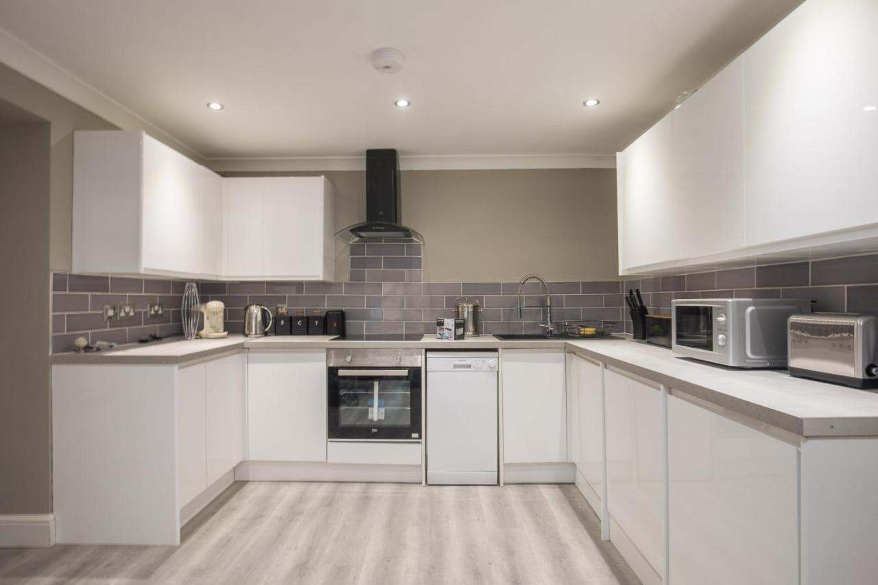 Riverside Central Kingston Flat 1B Surbiton المظهر الخارجي الصورة