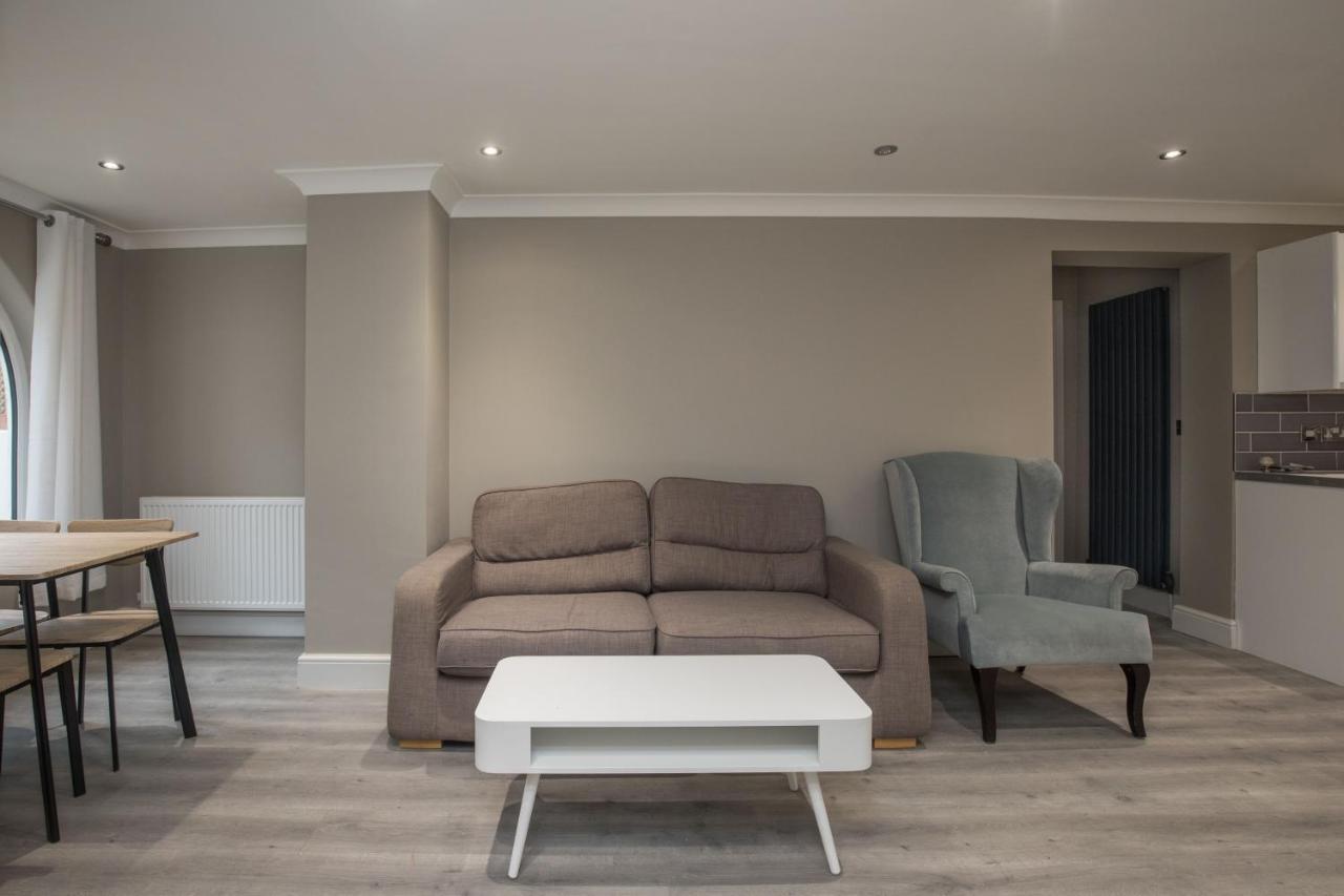 Riverside Central Kingston Flat 1B Surbiton المظهر الخارجي الصورة